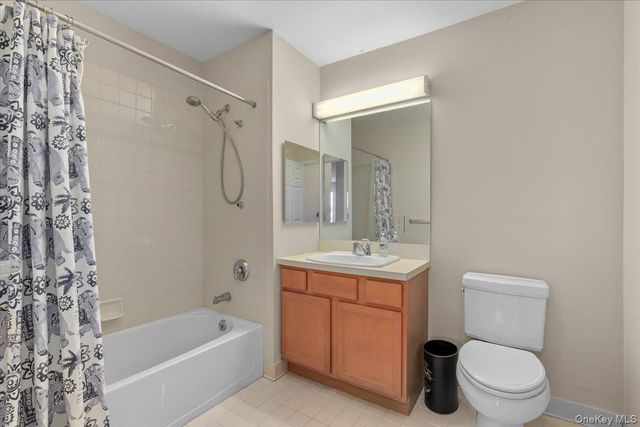 312 Sutton Drive 312, Mount Kisco, NY 10549