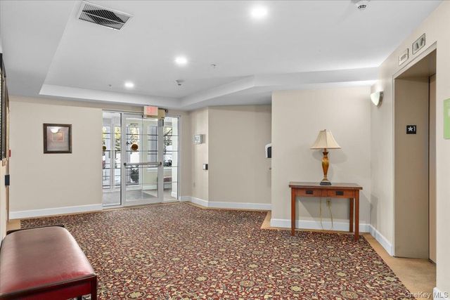 312 Sutton Drive 312, Mount Kisco, NY 10549