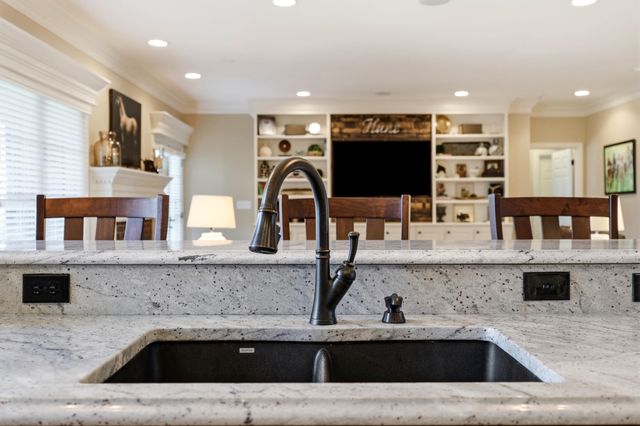 201 Kelburn Court, Lexington, KY 40515