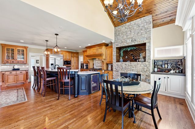 201 Kelburn Court, Lexington, KY 40515