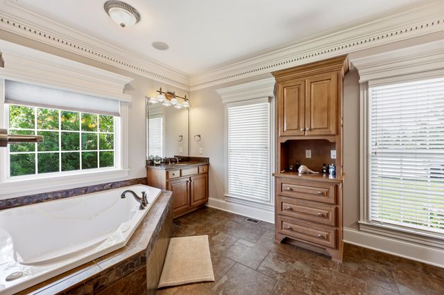 201 Kelburn Court, Lexington, KY 40515
