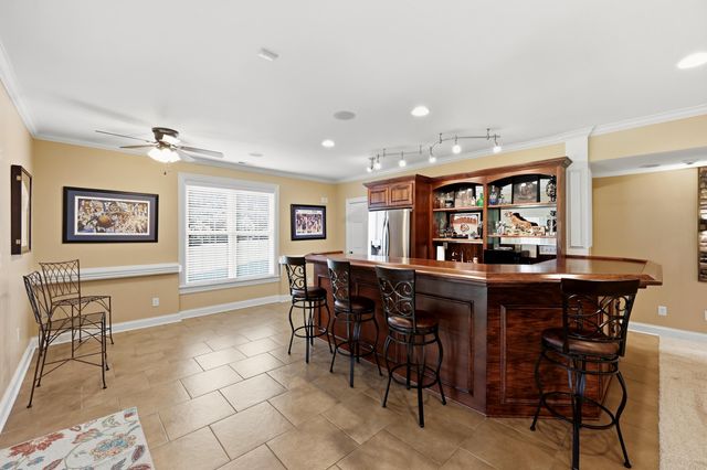 201 Kelburn Court, Lexington, KY 40515