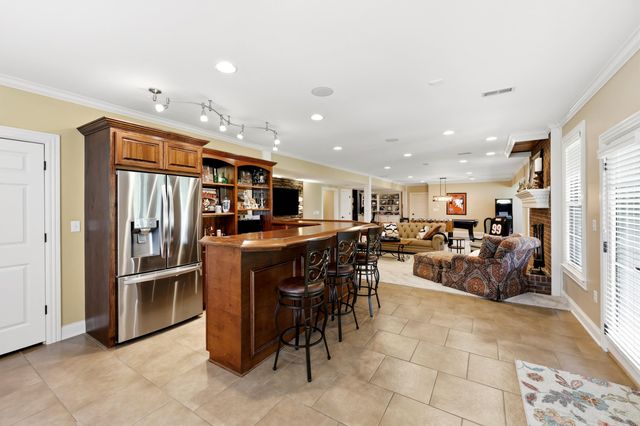 201 Kelburn Court, Lexington, KY 40515