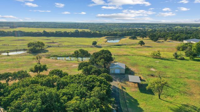 200 Leea Lane, Weatherford, TX 76087