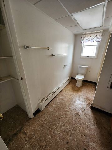 309 12th St, Windber, PA 15963