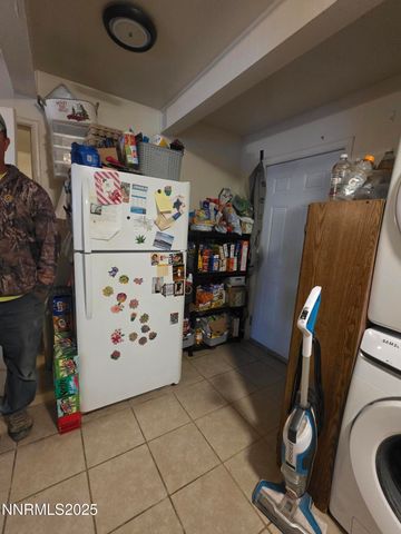 107 English Street, Hawthorne, NV 89415