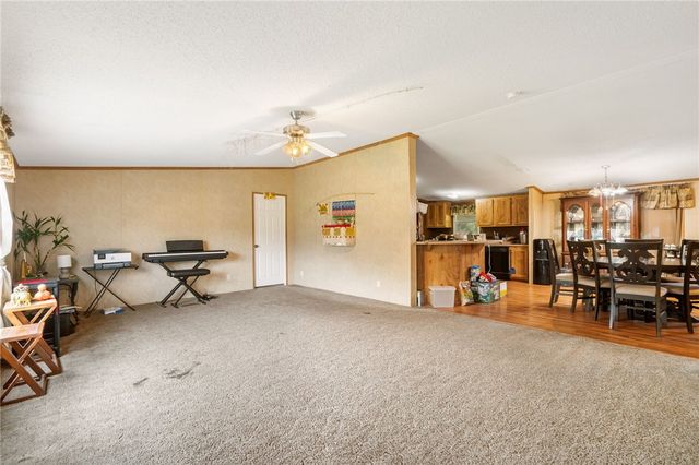 9383 Coker Road, Gentry, AR 72734