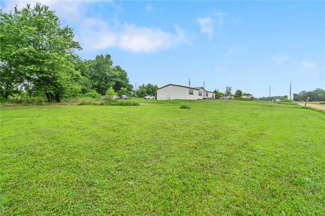 9383 Coker Road, Gentry, AR 72734