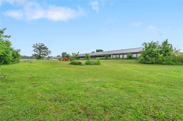 9383 Coker Road, Gentry, AR 72734