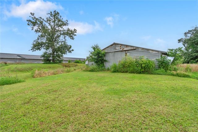 9383 Coker Road, Gentry, AR 72734