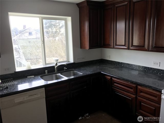 12623 42nd Avenue S, Tukwila, WA 98178