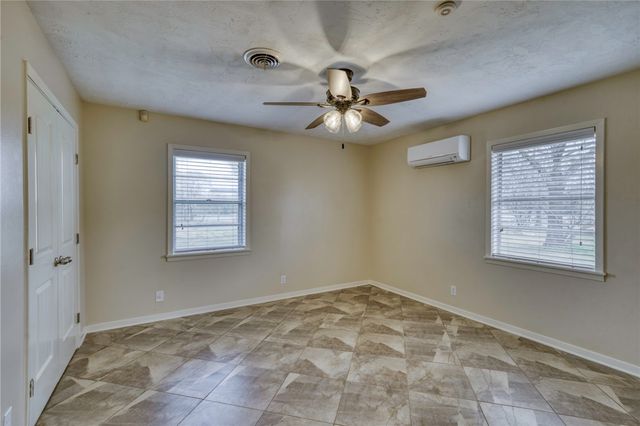 102 West Marietta Street, Madisonville, TX 77864