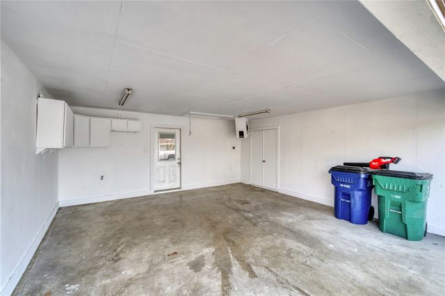 102 West Marietta Street, Madisonville, TX 77864