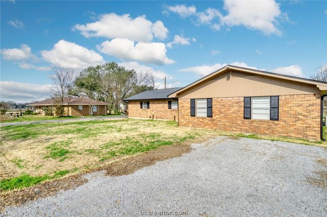 102 West Marietta Street, Madisonville, TX 77864