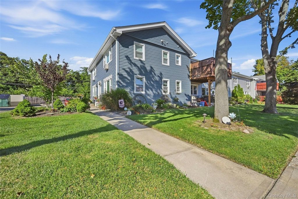 97 Cardinal lane 1b, Islip, NY 11751 — photo 2
