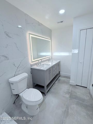 2160 ROTHBURY Drive, Jacksonville, FL 32221