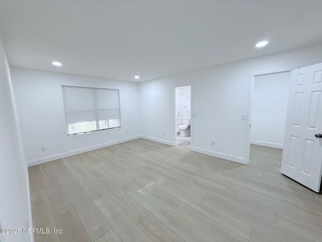 2160 ROTHBURY Drive, Jacksonville, FL 32221