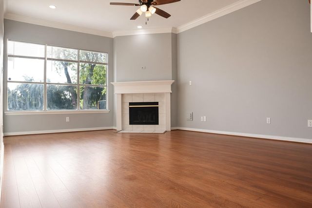 114 Oyster Creek Drive, Sugar Land, TX 77478