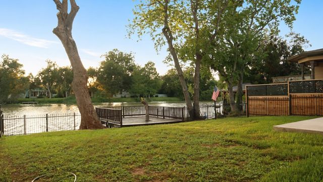 114 Oyster Creek Drive, Sugar Land, TX 77478