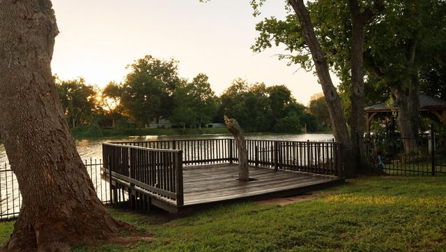 114 Oyster Creek Drive, Sugar Land, TX 77478