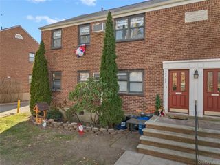 160-08 16th Avenue 2nd Floor, Whitestone, NY 11357