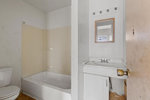 646 & 718 S Main Street, Paris, TX 75460