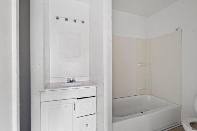 646 & 718 S Main Street, Paris, TX 75460