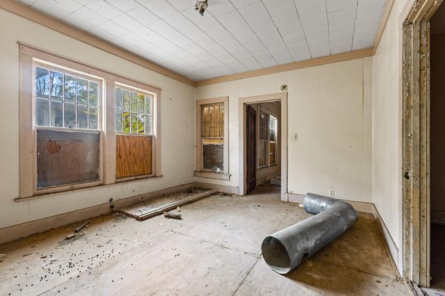 646 & 718 S Main Street, Paris, TX 75460