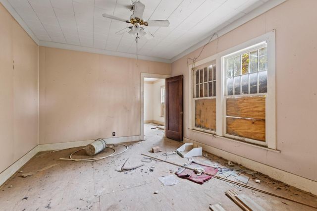 646 & 718 S Main Street, Paris, TX 75460