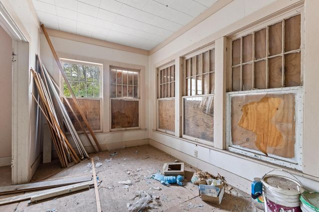 646 & 718 S Main Street, Paris, TX 75460