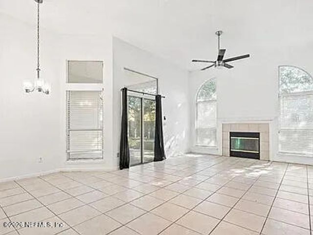 2429 CEDAR TRACE Drive W 1, Jacksonville, FL 32246