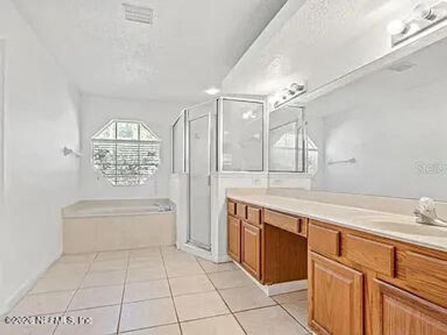 2429 CEDAR TRACE Drive W 1, Jacksonville, FL 32246