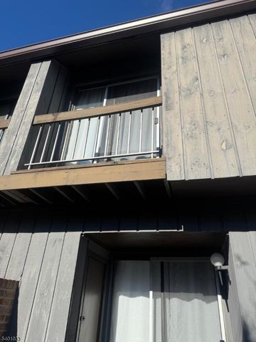 267 Gemini Dr 1B, Hillsborough Twp., NJ 08844