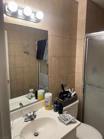 267 Gemini Dr 1B, Hillsborough Twp., NJ 08844