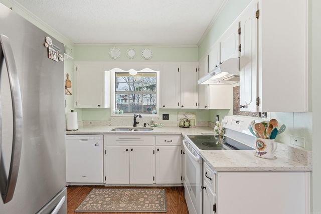 2 Pin Oak Drive, Conway, AR 72034