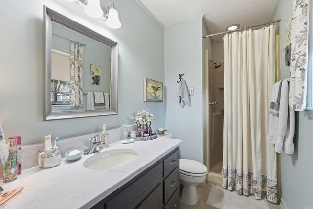 2 Pin Oak Drive, Conway, AR 72034