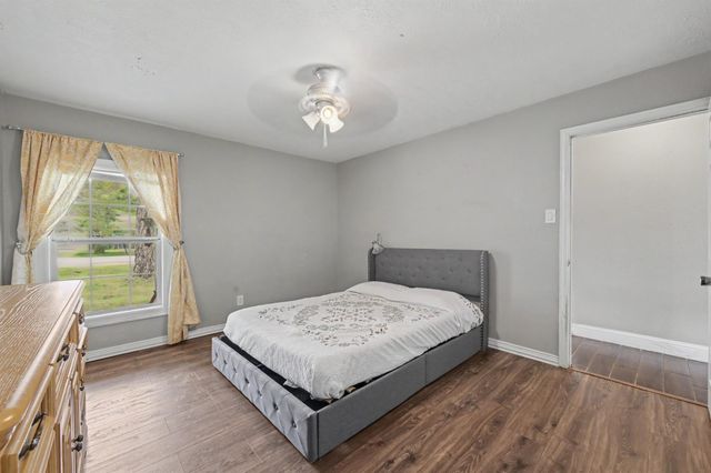 3203 Dawnwood Drive, Spring, TX 77380