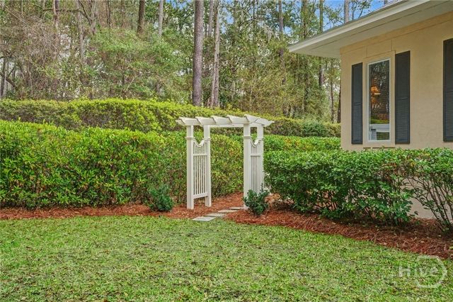 92 Bartram Road, Savannah, GA 31411