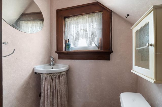 1543 8TH AVENUE W, Bradenton, FL 34205