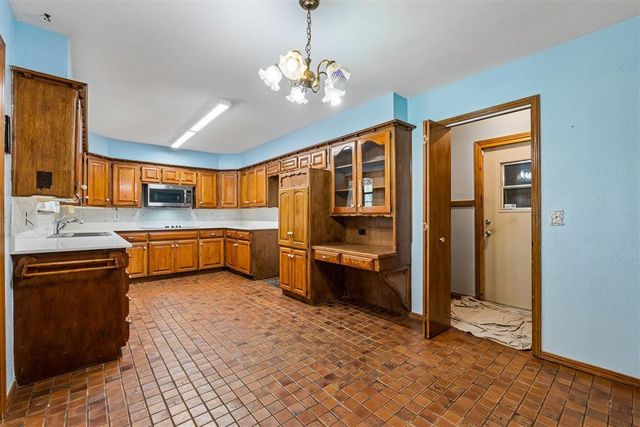 1909 N Graham Avenue, Oklahoma City, OK 73127