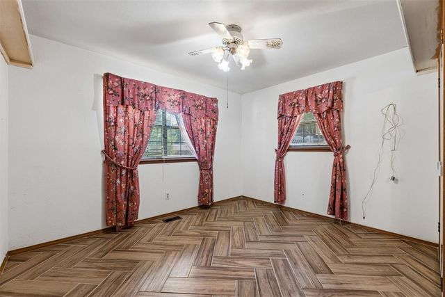 1909 N Graham Avenue, Oklahoma City, OK 73127