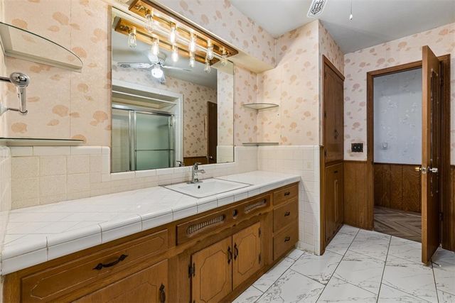 1909 N Graham Avenue, Oklahoma City, OK 73127