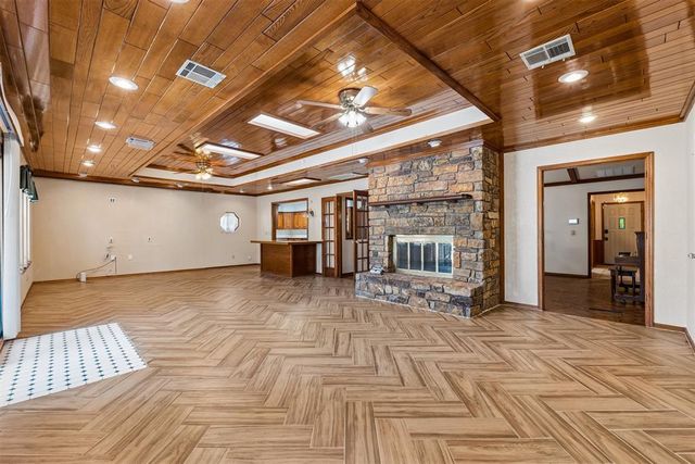 1909 N Graham Avenue, Oklahoma City, OK 73127