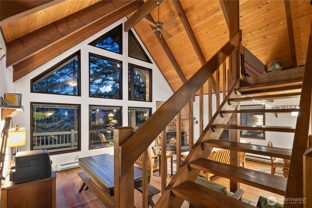 490 Pine Loch Sun Drive, Ronald, WA 98940