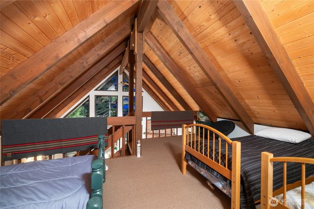 490 Pine Loch Sun Drive, Ronald, WA 98940