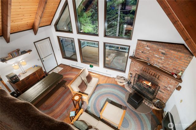 490 Pine Loch Sun Drive, Ronald, WA 98940