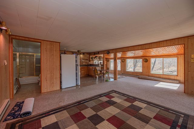 2303 PRIVATE ROAD 1336, Moberly, MO 65270
