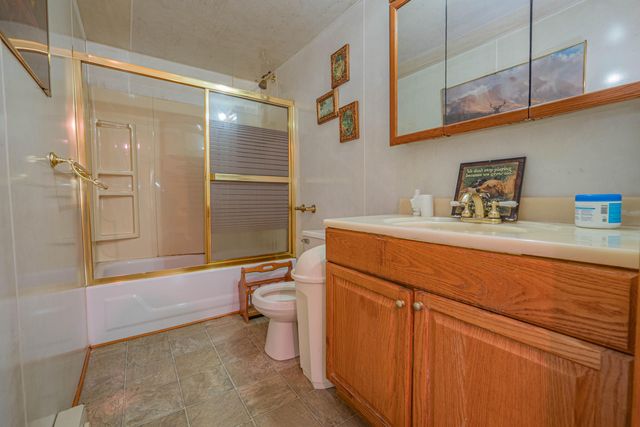 2303 PRIVATE ROAD 1336, Moberly, MO 65270