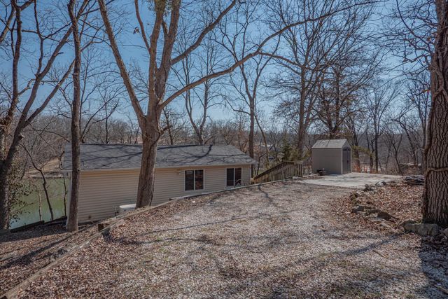 2303 PRIVATE ROAD 1336, Moberly, MO 65270
