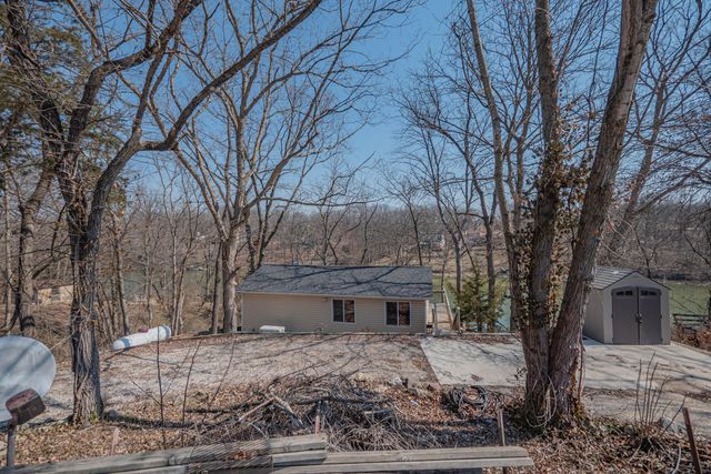 2303 PRIVATE ROAD 1336, Moberly, MO 65270
